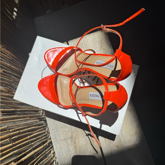 Steve Madden Heels - Picture 3 of 4